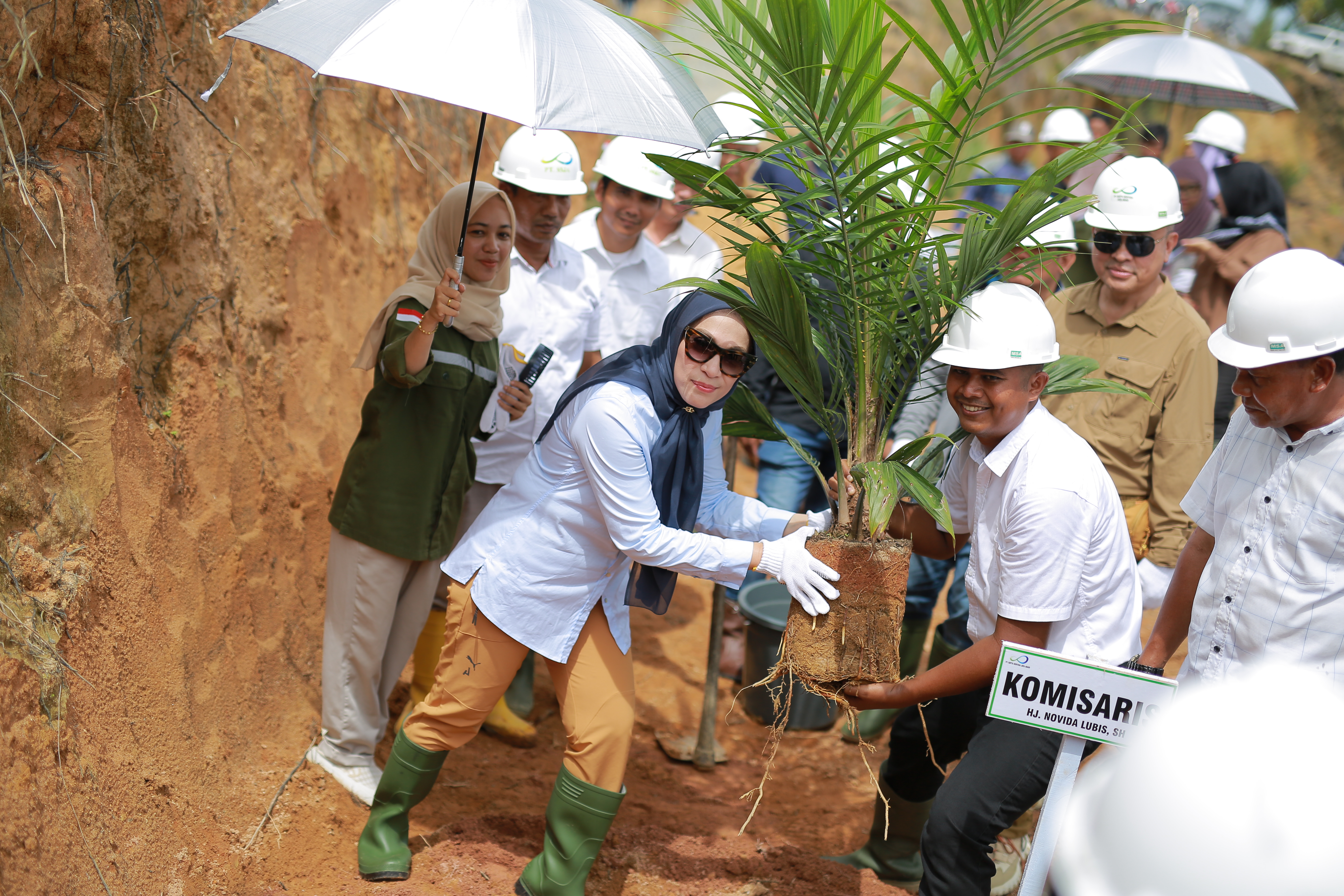 First Planting by Commissioner